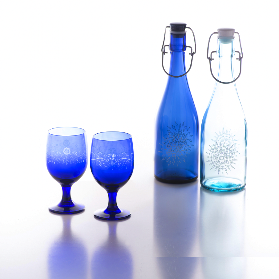 18 oz. Glass Water Bottle – Sinew Moon
